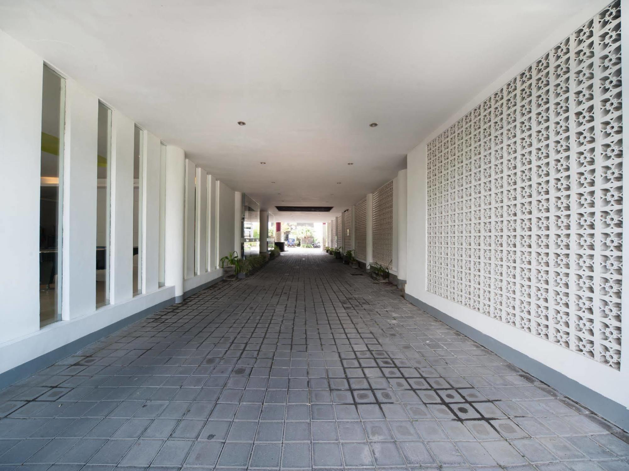 מלון Dalung  Seminyak Garden מראה חיצוני תמונה